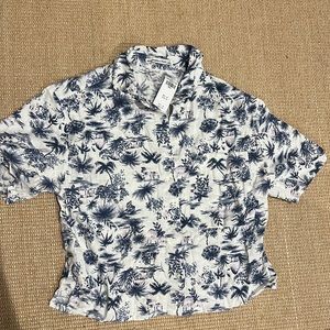 Abercrombie size S NWT button up shirt